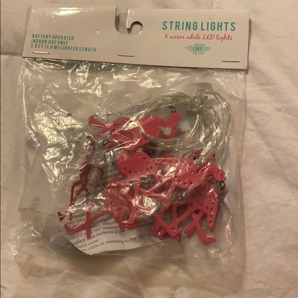 Flamingo battery powered lights